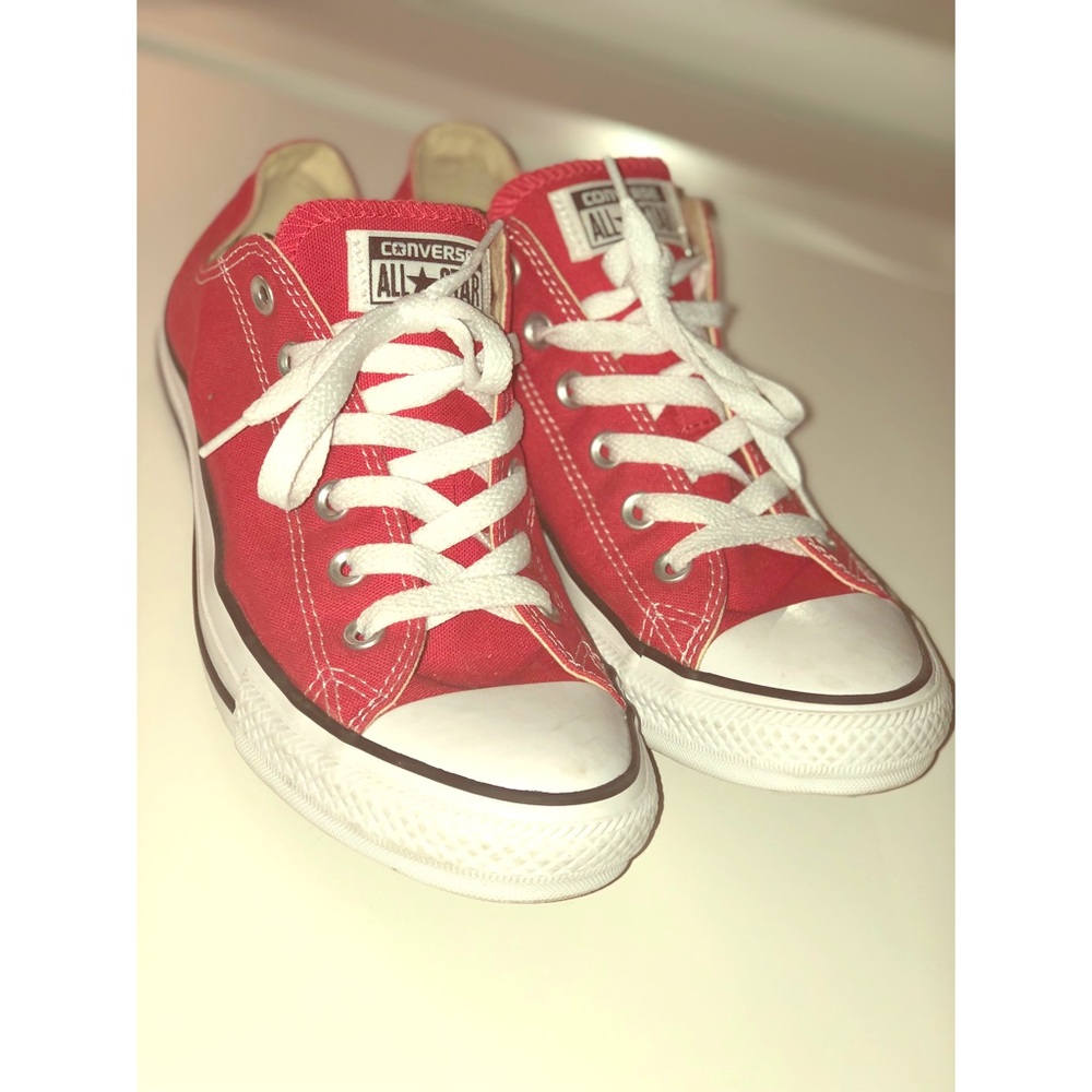 Red Converse, Women’s 10 (Men’s 8) Worn once